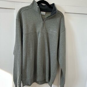 Columbia Men's Gray Quarter-Zip Sweater Size Medium